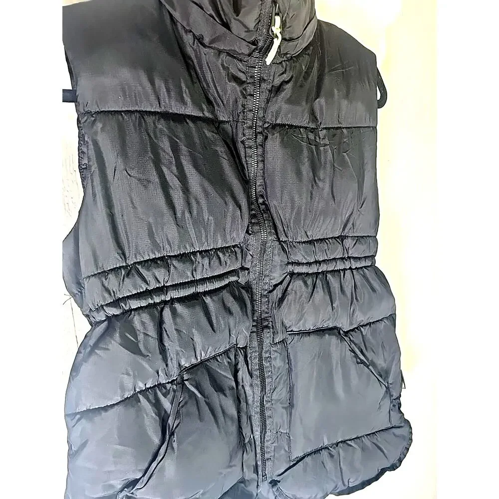 H&M Quilted Puffer Vest Girls Youth 12-14 Black Winter School Ski Snowboarding